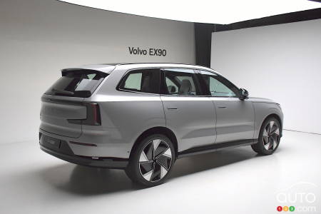 2024 Volvo EX90 - Three-quarters rear